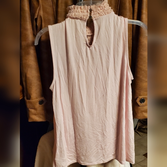 Vintage-Style Boho Tank - Picture 4 of 7